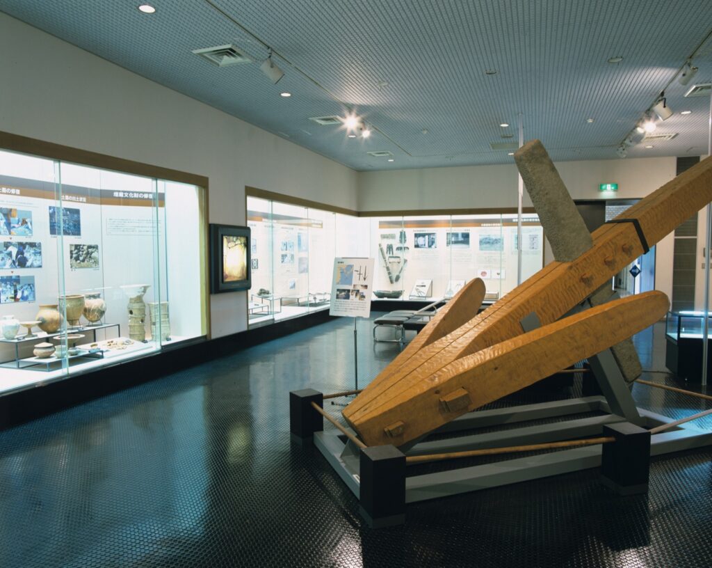 博多区の福岡市埋蔵文化財センター。入館無料 埋蔵文化財センター・展示室の内部