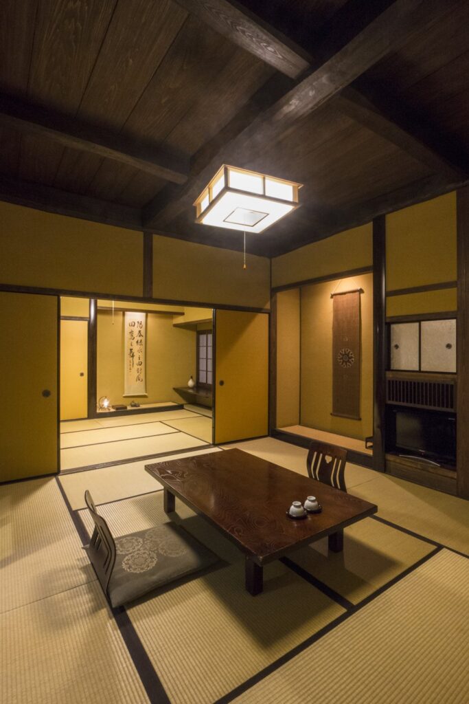 黒川温泉の森の奥、旅館 山河。七つの湯と熊本ふっこう応援割の受付状況を確認 旅館 山河の客室(和室)