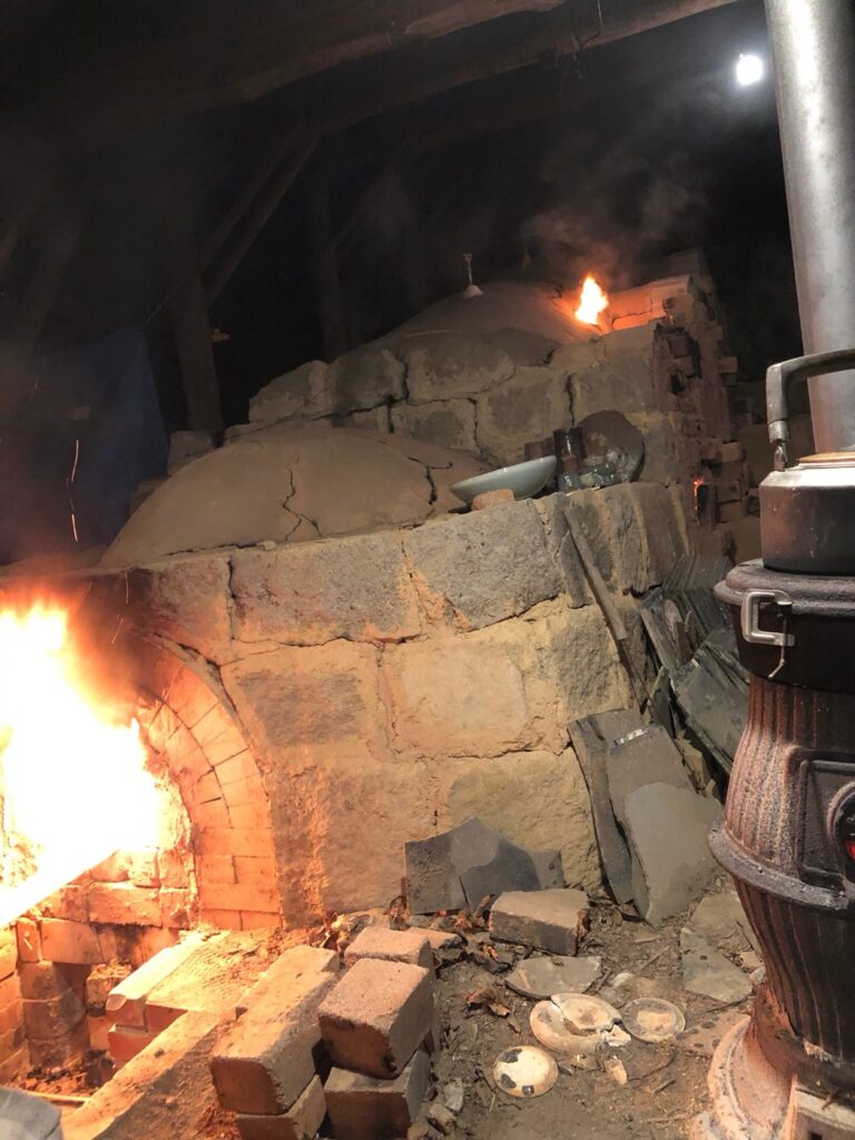 第22回秋の有田陶磁器まつり。11月19日〜23日、窯元と商店街をめぐる5日間 茂正工房の登り窯(2024年の案内写真)