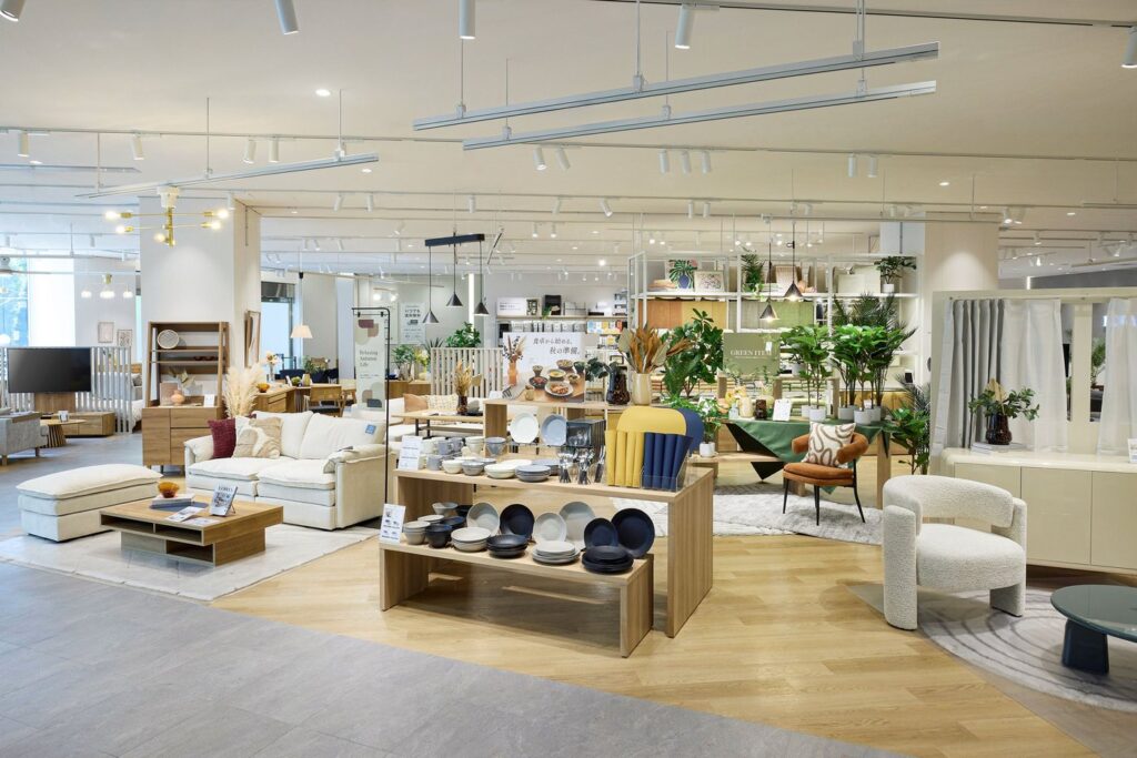 LOWYA キャナルシティ博多店