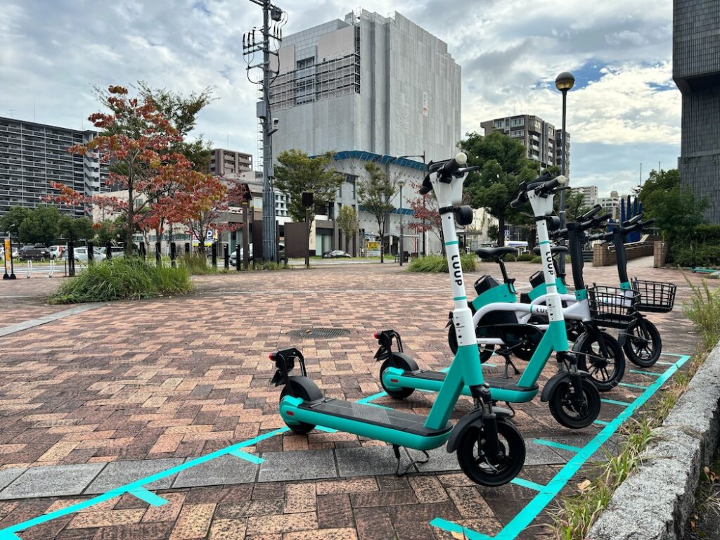 福岡・北九州・糸島・熊本のシェアサイクル。チャリチャリ・LUUPなど料金と使い方 北九州市・ソレイユホールのLUUPポート