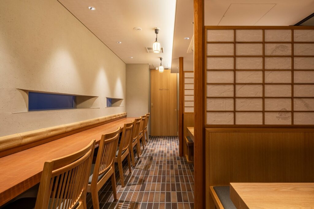 Kappo Yoshida Tenjin: order okyuto and gamé-ni as single dishes of Fukuoka home cooking. Seating on the 1st floor