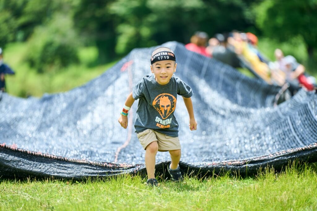 HYROX（ハイロックス）とは。九州の公式クラブ3か所と福岡のHIIT キッズレース（過去の大会。大分会場ではありません）
