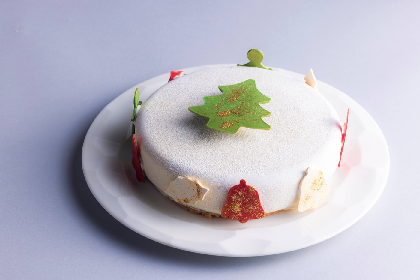 Hojicha, mandarin and vanilla mousse cake
