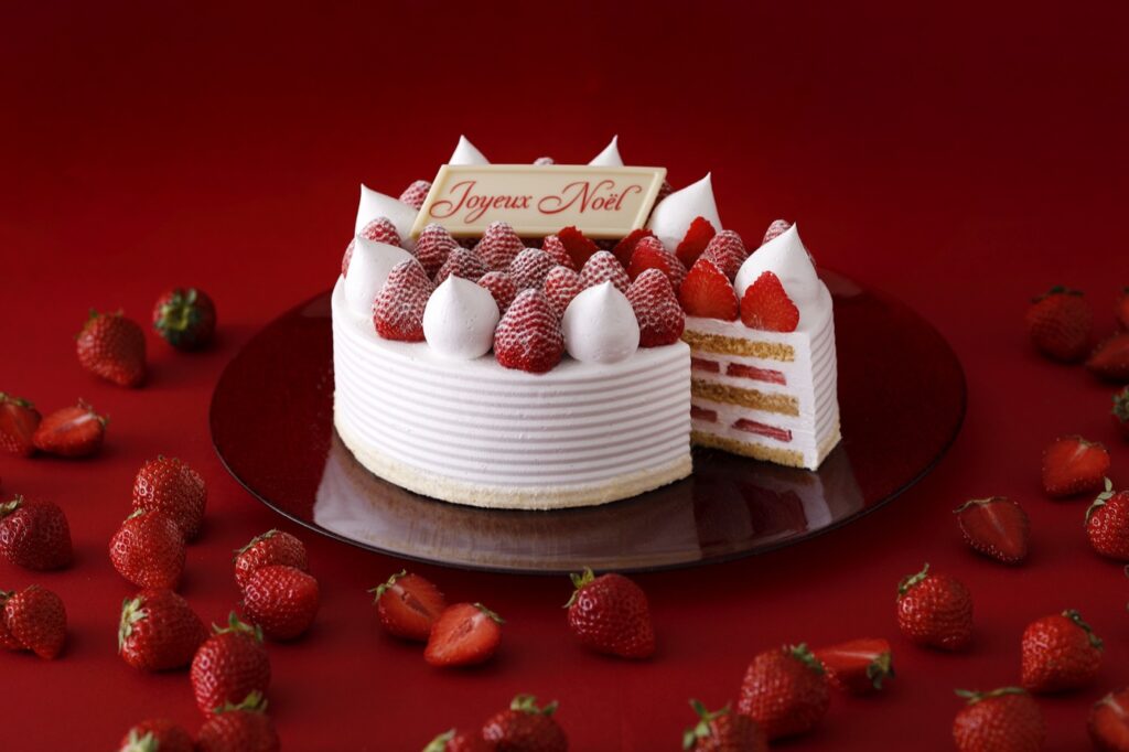 東京のクリスマスケーキ予約2026。三越・東急・ホテル6か所の受付日 新スーパーあまおうショートケーキ