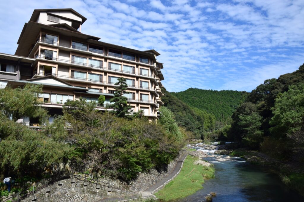 Day-trip hot springs in Yamaguchi: 8 baths in Yuda, Nagato Yumoto, Tawarayama and Kawatana Otani Sanso and the Otozure River in Nagato Yumoto