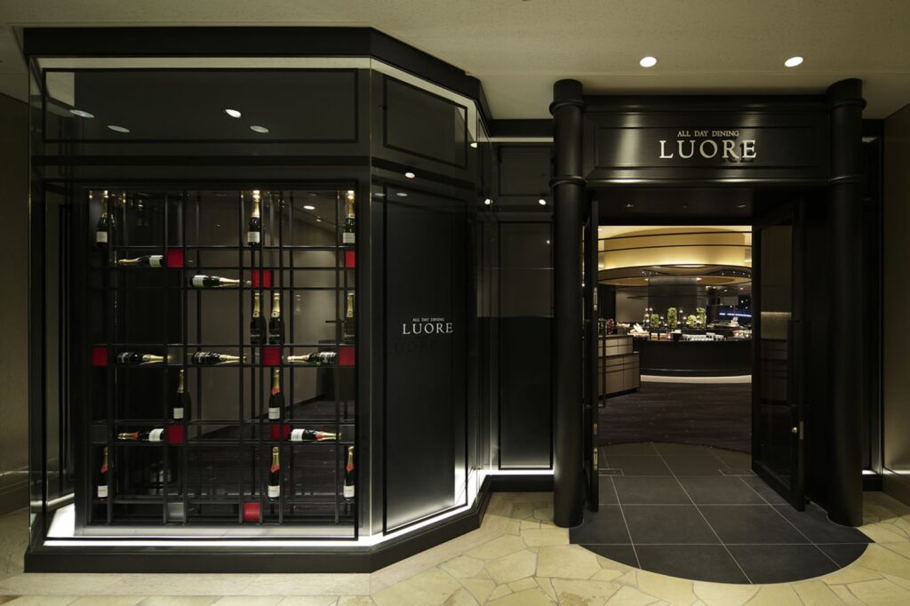 Entrance of Dining Ruore, the pickup point